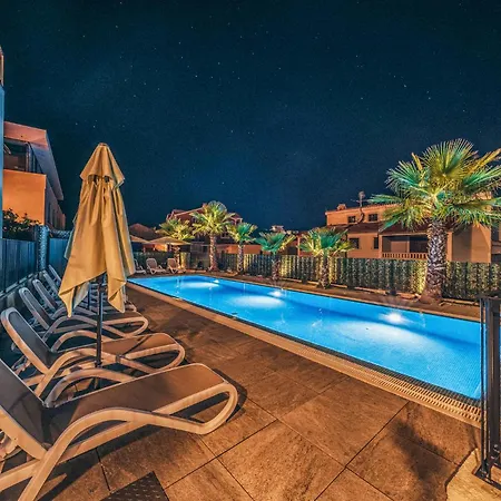 Lovely In Okrug Gornji *