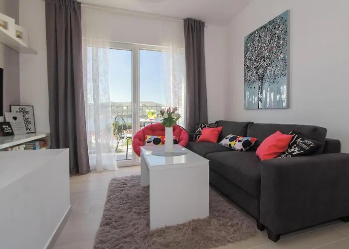 Lovely In Okrug Gornji Appartement *